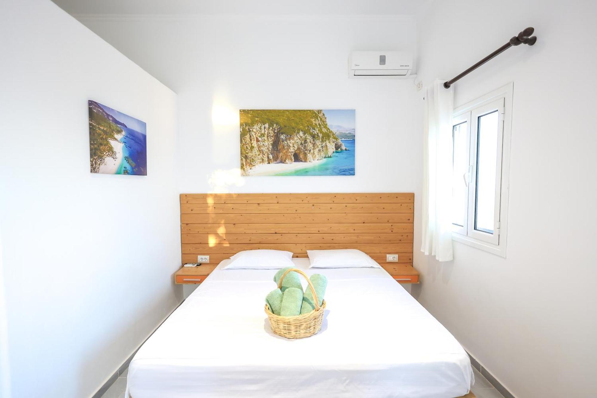Casablanca Rooms Dhërmi 외부 사진